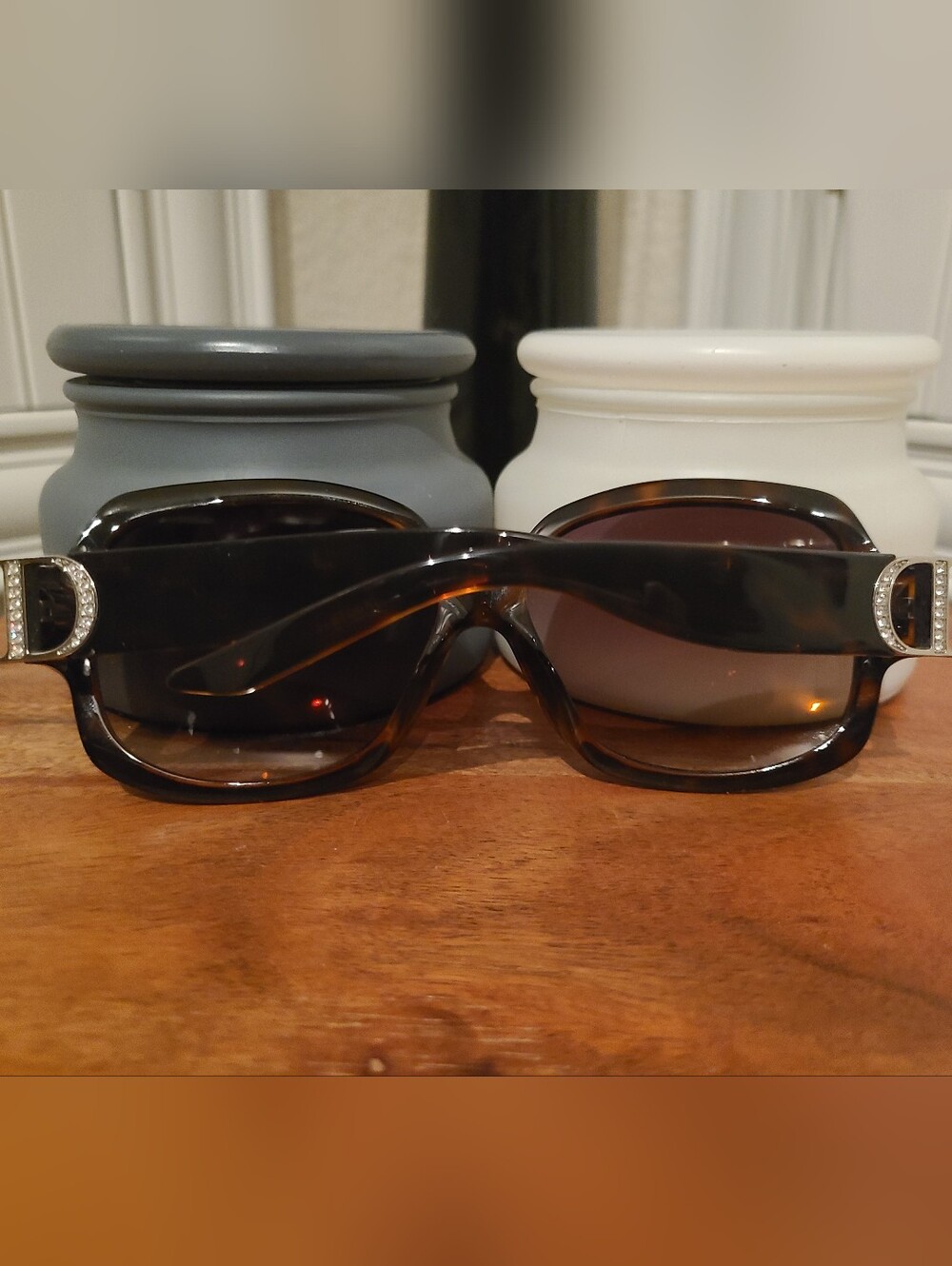 Dior Women's Oversized Tortoiseshell Sunglasses with Crystal 'D' Accent - Picture 9 of 11